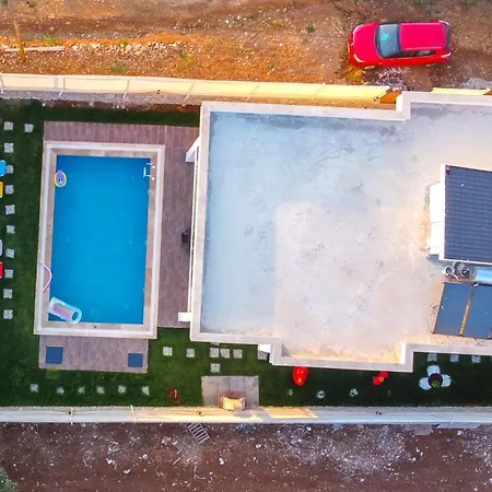 Tufan 1 Villa