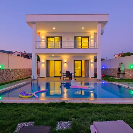 Villa Tufan 1 *